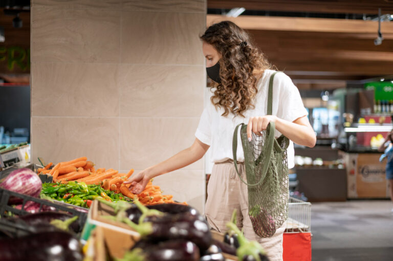 ¿Cómo se fomenta el consumo local en áreas urbanas?