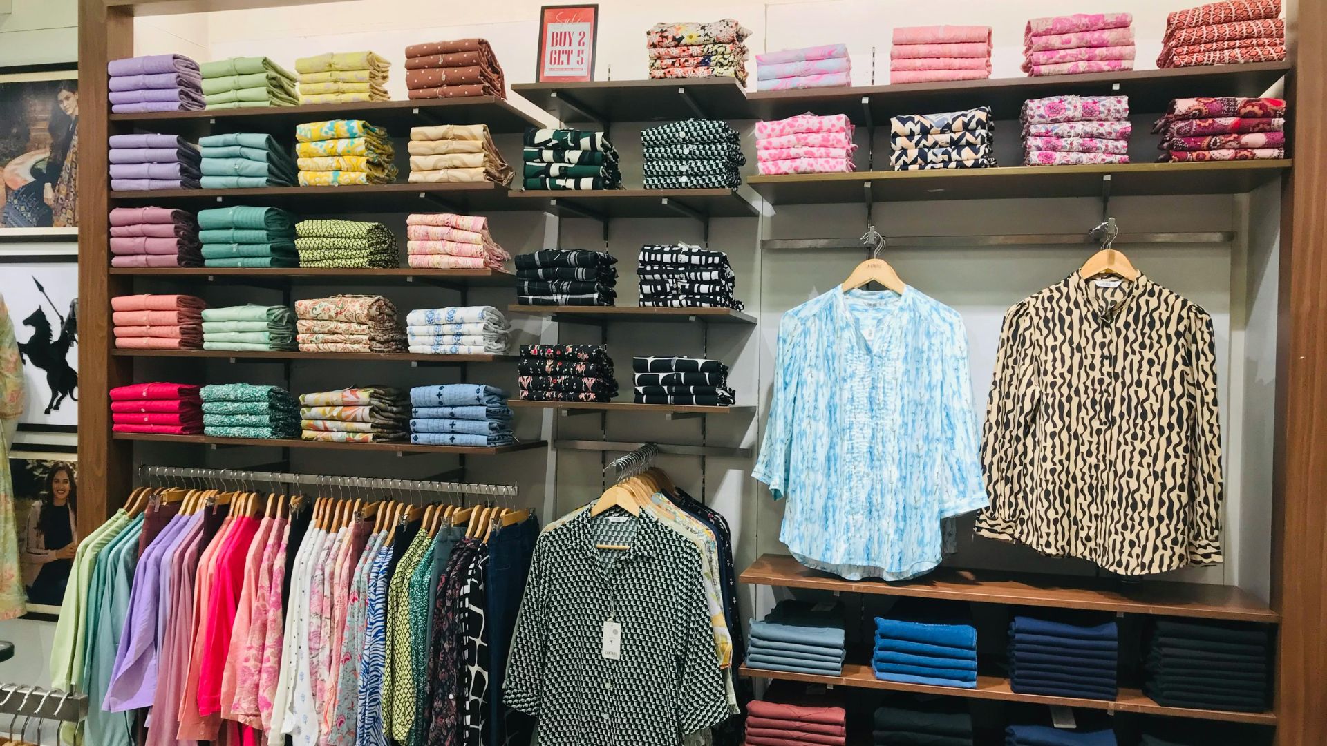 el-retail-es-mas-fisico-y-mas-digital-la-ecuacion-perfecta-imagen-de-canva-andres-macario