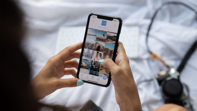 existe-una-burbuja-de-influencers-en-el-entorno-digital-canva